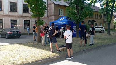 Ракетний удар по Кривому Рогу: що відбувається на місці подій Ракетний удар по Кривому Рогу: що відбувається на місці подій