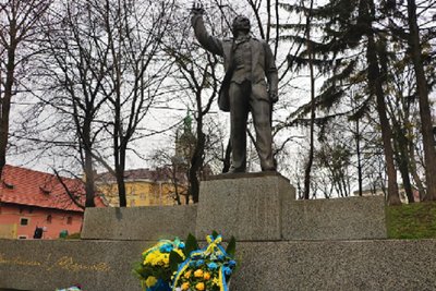 У Львові вшанували пам'ять В'ячеслава Чорновола У Львові вшанували пам'ять В'ячеслава Чорновола