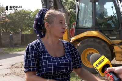 Вивезли 40 машин сміття та встановили сміттєві баки: як роми на Одещині перевтілили свою вулицю Вивезли 40 машин сміття та встановили сміттєві баки: як роми на Одещині перевтілили свою вулицю