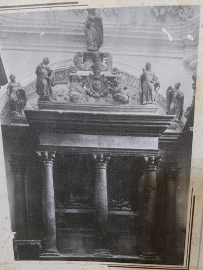 Каплиця, Бережанський замок, замок Синявських, Іоан Пфістер, реставрація скульптур Каплиця, Бережанський замок, замок Синявських, Іоан Пфістер, реставрація скульптур