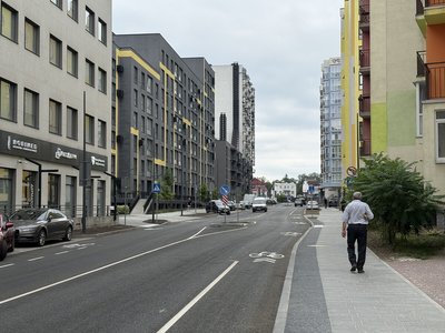 У Львові відкрили для руху першу відремонтовану ділянку вул. Залізничної У Львові відкрили для руху першу відремонтовану ділянку вул. Залізничної