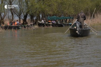 "Чоловіки воюють, на воду виходять жінки": як змінилася рибалка у Вилковому під час війни