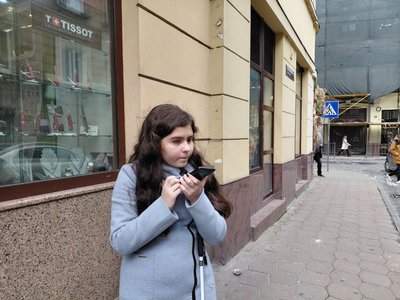 У Львові в театрі Лесі Українки адаптували вистави для незрячих глядачів У Львові в театрі Лесі Українки адаптували вистави для незрячих глядачів