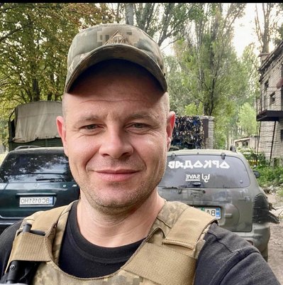 Внаслідок дронової атаки по Одесі загинуло подружжя військових: їхніх дітей шукають під завалами Внаслідок дронової атаки по Одесі загинуло подружжя військових: їхніх дітей шукають під завалами