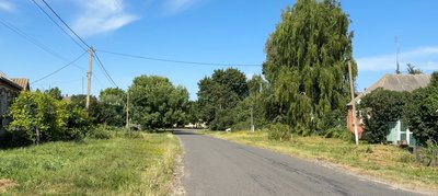 “Якщо поряд свистить, то вже потрібно падати”: як виживають мешканці Миропільської громади під постійними обстрілами “Якщо поряд свистить, то вже потрібно падати”: як виживають мешканці Миропільської громади під постійними обстрілами