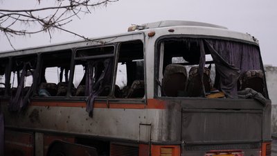 Атака по автобусу з гірниками у Тернівці: що відбувається на місці події на ранок 2 лютого Атака по автобусу з гірниками у Тернівці: що відбувається на місці події на ранок 2 лютого