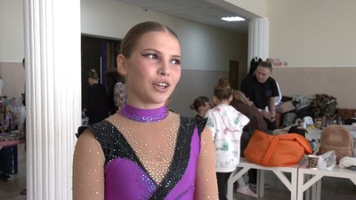 Понад 300 учасниць: змагання з пілонного та повітряного спорту відбулися у Рівному Понад 300 учасниць: змагання з пілонного та повітряного спорту відбулися у Рівному