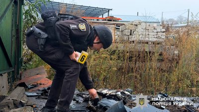 У Черкасах документують наслідки російської дронової атаки 16 жовтня У Черкасах документують наслідки російської дронової атаки 16 жовтня