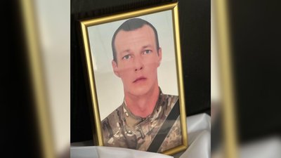 На Чернігівщині поховали Миколу Кошевого та Андрія Дехана, яких опізнали за допомогою ДНК-експертизи На Чернігівщині поховали Миколу Кошевого та Андрія Дехана, яких опізнали за допомогою ДНК-експертизи