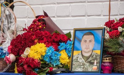У Дніпрі відкрили меморіальну дошку загиблому Герою України Павлу Василькову У Дніпрі відкрили меморіальну дошку загиблому Герою України Павлу Василькову