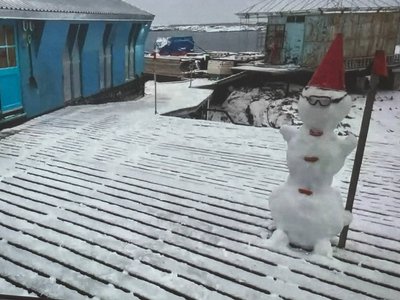 Віртуальна екскурсія Антарктидою: полярники в режимі онлайн показали дітям з Житомирщини свій побут Віртуальна екскурсія Антарктидою: полярники в режимі онлайн показали дітям з Житомирщини свій побут