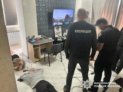 На Вінниччині викрили два шахрайські кол-центри: працювали під виглядом банків та сайтів знайомств