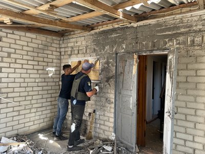 Херсон, обстріли, ХОКАРС, вибиті вікна Херсон, обстріли, ХОКАРС, вибиті вікна