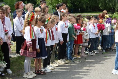 На церемонії відкриття меморіальних дошок у Звенигородці На церемонії відкриття меморіальних дошок у Звенигородці