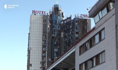 За що в Одесі не люблять готель "Одеса" і що на нього чекає За що в Одесі не люблять готель "Одеса" і що на нього чекає