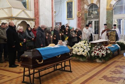 У Луцьку попрощалися з військовими Віталієм Куделею та Андрієм Максименком У Луцьку попрощалися з військовими Віталієм Куделею та Андрієм Максименком