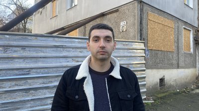 Заступник директора департаменту ЖКГ Артем Сапожник Заступник директора департаменту ЖКГ Артем Сапожник