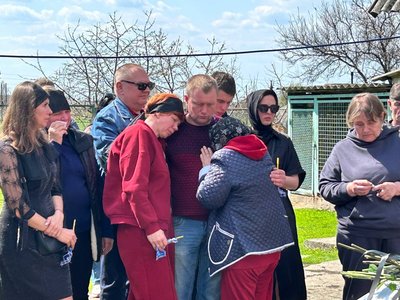 На Дніпропетровщині попрощалися з 19-річною Світланою Штепою, яка загинула через удар по Сумах На Дніпропетровщині попрощалися з 19-річною Світланою Штепою, яка загинула через удар по Сумах