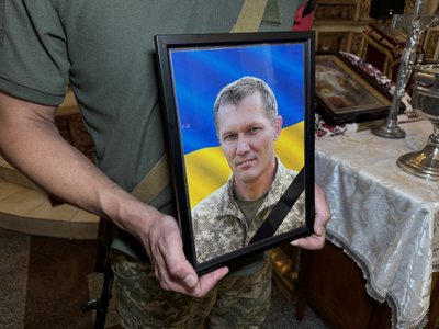 У Полтаві попрощаються з полковником Дмитром Дубовим У Полтаві попрощаються з полковником Дмитром Дубовим