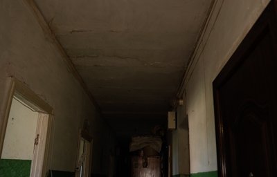 «Стеля тече, штукатурка сиплеться»: чому управлінська компанія не ремонтує дах в будинку у Черкасах «Стеля тече, штукатурка сиплеться»: чому управлінська компанія не ремонтує дах в будинку у Черкасах