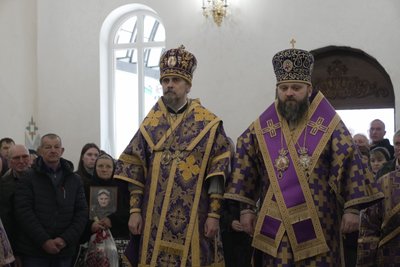 митрополит нестор, пцу, митрополит павло, священники митрополит нестор, пцу, митрополит павло, священники