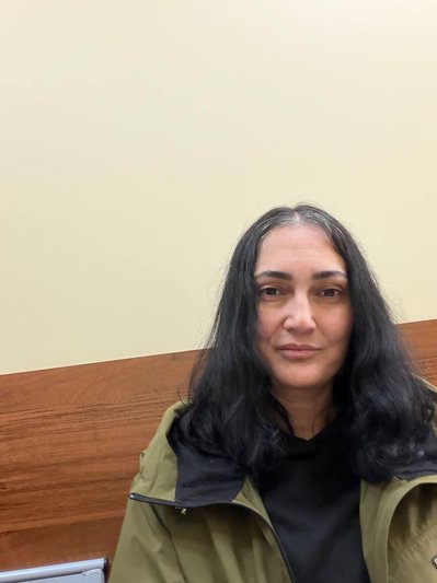 "Başına uruldı ve ameliyat tikişleri yırtıldı", — Rusiyede "devlet hainligi"nde qabaatlanğan Diana Ğavrılükniñ aqayı "Başına uruldı ve ameliyat tikişleri yırtıldı", — Rusiyede "devlet hainligi"nde qabaatlanğan Diana Ğavrılükniñ aqayı