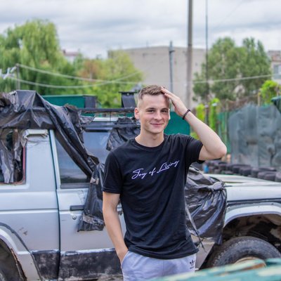Пілот бойового літака МіГ-29 Владислав Залістовський Пілот бойового літака МіГ-29 Владислав Залістовський