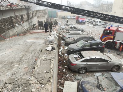 В Одесі пролунали вибухи: поранено 15 людей, дві людини загинуло В Одесі пролунали вибухи: поранено 15 людей, дві людини загинуло