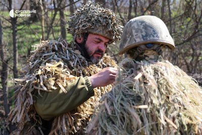 Морські піхотинці першого батальйону 40 ОБрБО готуються до навчань на човнах на півдні України Морські піхотинці першого батальйону 40 ОБрБО готуються до навчань на човнах на півдні України
