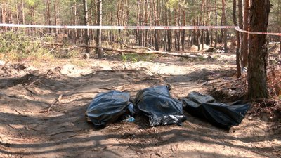 Місце масового поховання людей в Ізюмі Місце масового поховання людей в Ізюмі