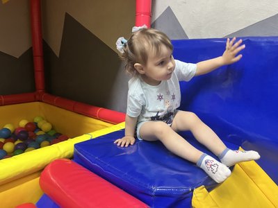 Майстер-класи, табори та поїздки за кордон: як влітку відпочивають діти у прифронтовому Херсоні Майстер-класи, табори та поїздки за кордон: як влітку відпочивають діти у прифронтовому Херсоні