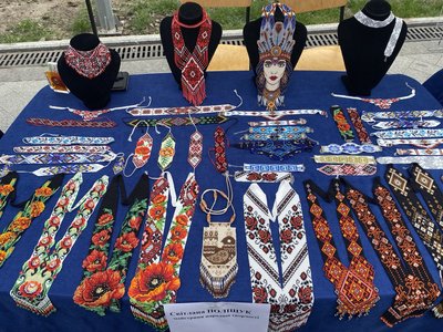 Всесвітній день вишиванки у Житомирі: майстеркласи, виставки, фотозони Всесвітній день вишиванки у Житомирі: майстеркласи, виставки, фотозони