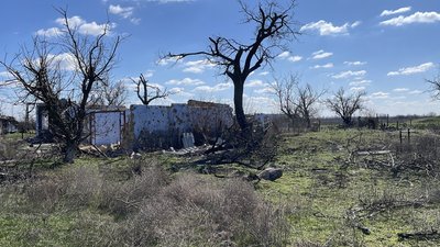 Зруйнована будівля на Миколаївщині Зруйнована будівля на Миколаївщині