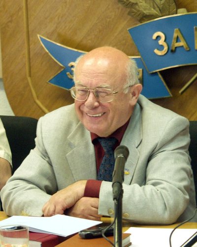 Олександр Бандурка - Заслужений юрист України. Заслужений працівник МВС. Доктор юридичних наук, професор Олександр Бандурка - Заслужений юрист України. Заслужений працівник МВС. Доктор юридичних наук, професор