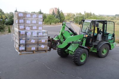 Майже 12 тонн гумдопомоги передали Охтирській лікарні на Сумщині Майже 12 тонн гумдопомоги передали Охтирській лікарні на Сумщині