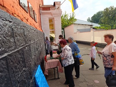 В Умані відкрили меморіальну дошку Герою України Олександру Цебрію В Умані відкрили меморіальну дошку Герою України Олександру Цебрію