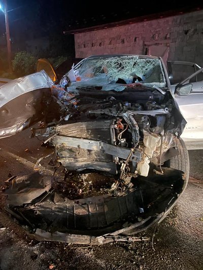 Фото понівеченого авто з місця ДТП Фото понівеченого авто з місця ДТП