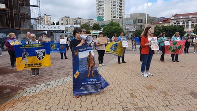 "Не хочу, щоб мені героя привезли на щиті": у Хмельницькому відбулася акція на підтримку військовополонених "Не хочу, щоб мені героя привезли на щиті": у Хмельницькому відбулася акція на підтримку військовополонених