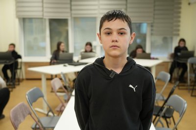 "Навчаємося без блекаутів". У ліцеї на Дніпропетровщині встановили сонячні панелі й акумулятори