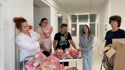 Волонтери, які опікуються пораненими військовими у Рівному, просять про допомогу Волонтери, які опікуються пораненими військовими у Рівному, просять про допомогу