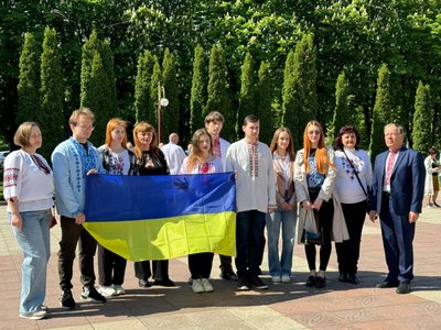 День вишиванки-2025: як вбирались у Кропивницькому. Фотопідбірка