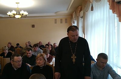 Депутати громади на Рівненщині прийняли рішення щодо землі і закону стосовно УПЦ (МП) Депутати громади на Рівненщині прийняли рішення щодо землі і закону стосовно УПЦ (МП)