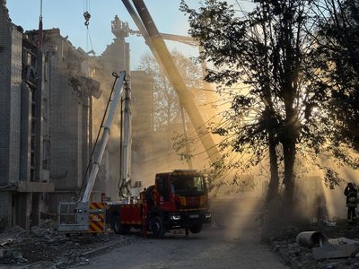 Удар РФ по львівських багатоповерхівках: є загиблий та травмовані Удар РФ по львівських багатоповерхівках: є загиблий та травмовані
