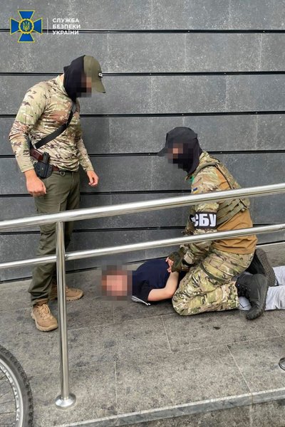 Затриманні підозрюваних у корегуванні вогню по Харкову Затриманні підозрюваних у корегуванні вогню по Харкову