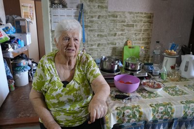 "Кажуть, що тепла не буде": як херсонці готуються до зими "Кажуть, що тепла не буде": як херсонці готуються до зими
