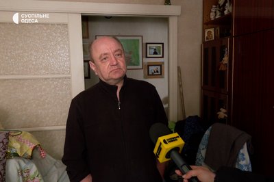 "Шахед висів на балконі": як жителі Одеси оговтуються після атаки дронів "Шахед висів на балконі": як жителі Одеси оговтуються після атаки дронів