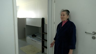 Сумують за домом та пам'ятають, як було страшно: як живуть у модульному містечку у Чернігові переселенці із Семенівки Сумують за домом та пам'ятають, як було страшно: як живуть у модульному містечку у Чернігові переселенці із Семенівки