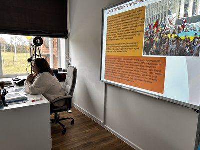 Усі подолали прохідний бал на НМТ: у Полтавській ТГ рік працює Центр надолуження освітніх втрат Усі подолали прохідний бал на НМТ: у Полтавській ТГ рік працює Центр надолуження освітніх втрат