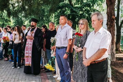 У Чорноморську відкрили меморіальну дошку загиблому військовому Олександру Димитрієву У Чорноморську відкрили меморіальну дошку загиблому військовому Олександру Димитрієву
