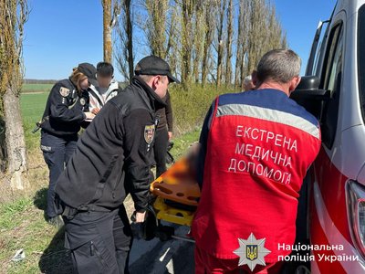 На Вінниччині рейсовий автобус злетів у кювет: травмувалися восьмеро людей, серед них дитина На Вінниччині рейсовий автобус злетів у кювет: травмувалися восьмеро людей, серед них дитина